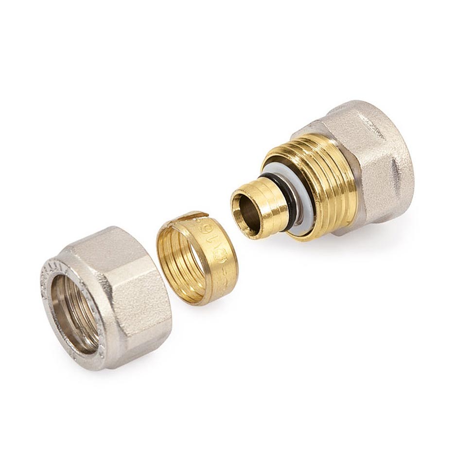 Raccordo filettato f multistrato a stringere